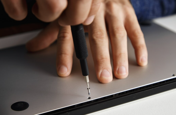 Restauração de notebook: onde encontrar especialistas que recuperam seu desempenho